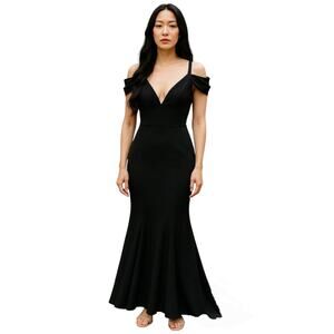 Calvin Klein Gown‎ sz 4 Women Maxi Dress Black Off Shoulder Fit & Flare Trumpet